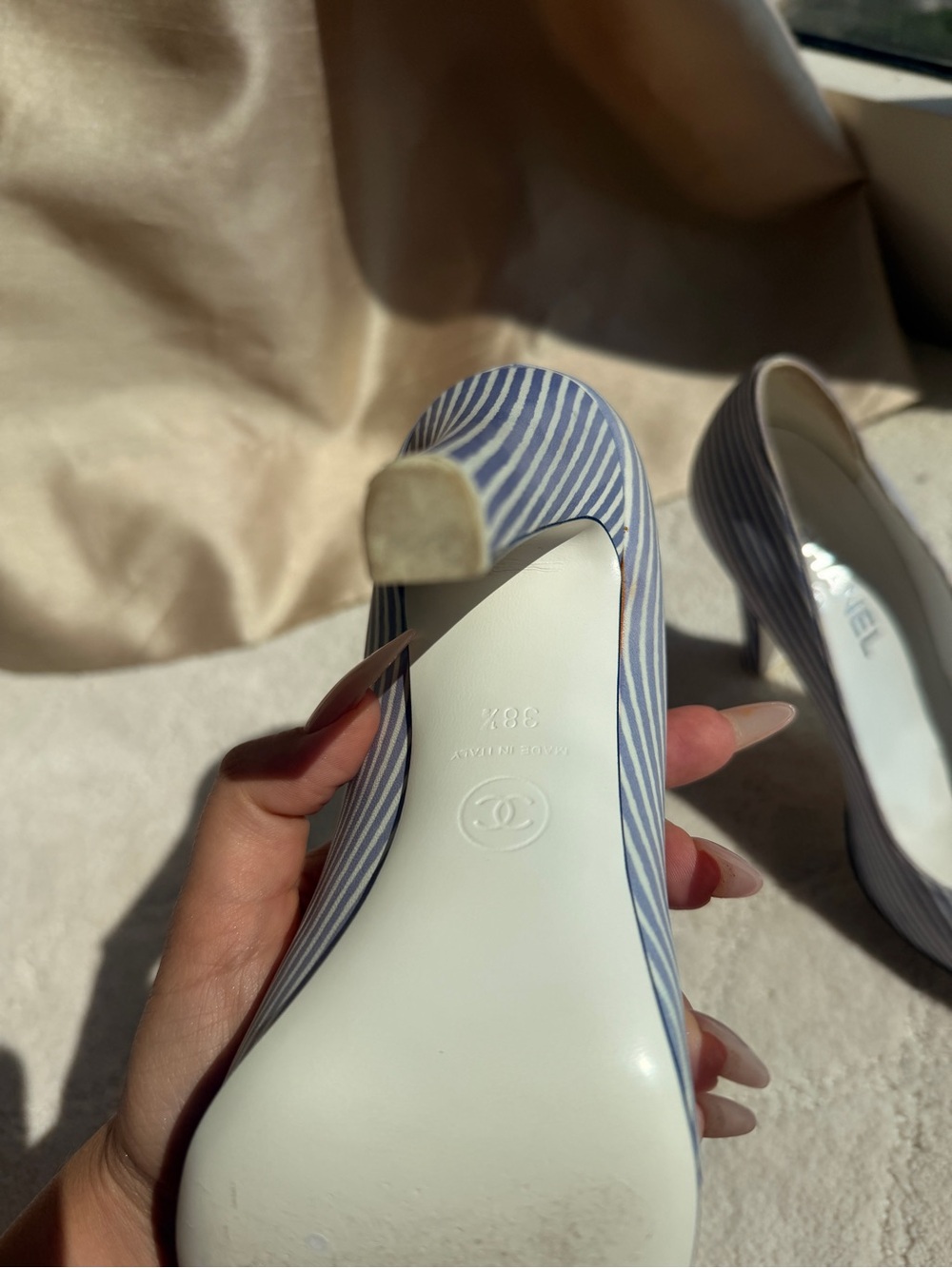 Chanel Vintage Striped Pumps - Picture 4 of 5